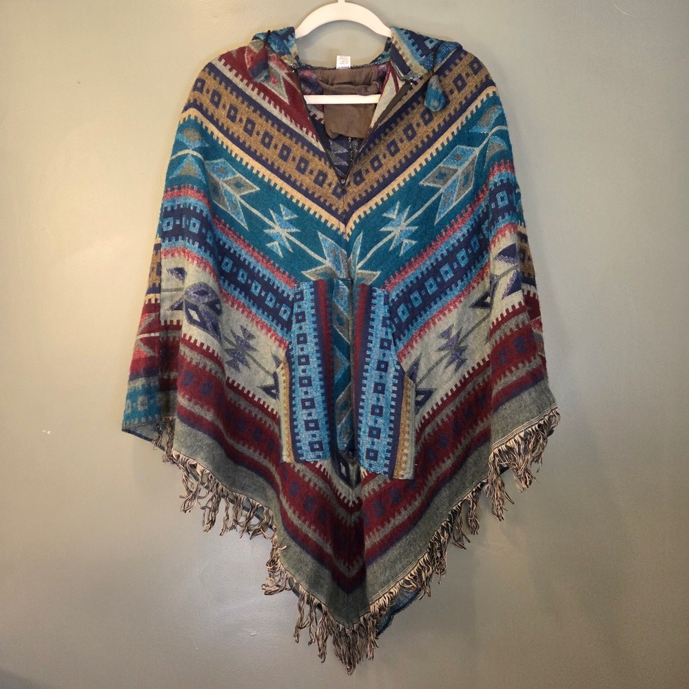 100% Wool Hooded Poncho Cape Shawl Fringe Hem Quarter Zip Southwestern Print